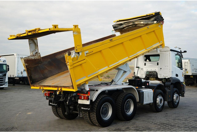 Mercedes-Benz AROCS 3243 / 8x4 / WYWROTKA DWUSTRONNA 6.2 M / HYDROBURTA / HYD - Kippiauto kuorma-auto: kuva Mercedes-Benz AROCS 3243 / 8x4 / WYWROTKA DWUSTRONNA 6.2 M / HYDROBURTA / HYD - Kippiauto kuorma-auto Mercedes-Benz AROCS 3243 / 8x4 / WYWROTKA DWUSTRONNA 6.2 M / HYDROBURTA / HYD - Kippiauto kuorma-auto: kuva Mercedes-Benz AROCS 3243 / 8x4 / WYWROTKA DWUSTRONNA 6.2 M / HYDROBURTA / HYD - Kippiauto kuorma-auto