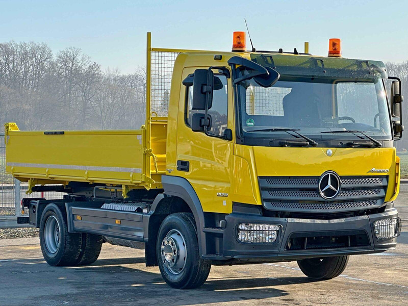 Mercedes-Benz ATEGO 1223 - Kippiauto kuorma-auto: kuva Mercedes-Benz ATEGO 1223 - Kippiauto kuorma-auto Mercedes-Benz ATEGO 1223 - Kippiauto kuorma-auto: kuva Mercedes-Benz ATEGO 1223 - Kippiauto kuorma-auto