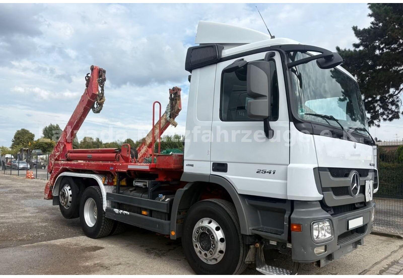 Mercedes-Benz Actros 2541 - Meiller AK 16 T Absetzkipper - Nostovarsi-vaihtolavakuorma kuorma-auto: kuva Mercedes-Benz Actros 2541 - Meiller AK 16 T Absetzkipper - Nostovarsi-vaihtolavakuorma kuorma-auto Mercedes-Benz Actros 2541 - Meiller AK 16 T Absetzkipper - Nostovarsi-vaihtolavakuorma kuorma-auto: kuva Mercedes-Benz Actros 2541 - Meiller AK 16 T Absetzkipper - Nostovarsi-vaihtolavakuorma kuorma-auto