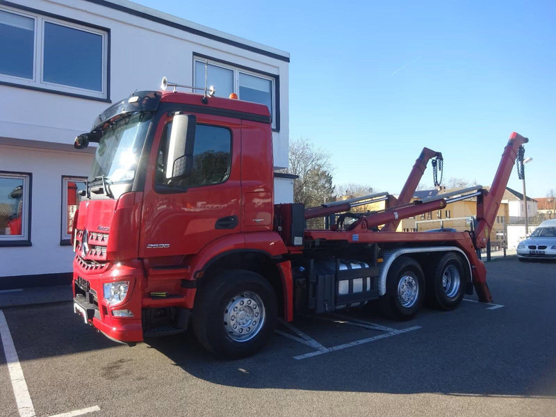 Mercedes-Benz Arocs 2536 - Meiller AK 16 MT Absetzkipper - Nostovarsi-vaihtolavakuorma kuorma-auto: kuva Mercedes-Benz Arocs 2536 - Meiller AK 16 MT Absetzkipper - Nostovarsi-vaihtolavakuorma kuorma-auto Mercedes-Benz Arocs 2536 - Meiller AK 16 MT Absetzkipper - Nostovarsi-vaihtolavakuorma kuorma-auto: kuva Mercedes-Benz Arocs 2536 - Meiller AK 16 MT Absetzkipper - Nostovarsi-vaihtolavakuorma kuorma-auto
