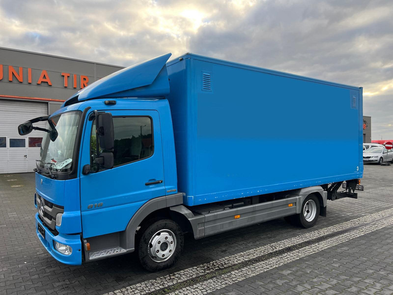 Mercedes-Benz Atego 818 BOX CONTAINER + LIFT 1.HAND (DE) - Umpikori kuorma-auto: kuva Mercedes-Benz Atego 818 BOX CONTAINER + LIFT 1.HAND (DE) - Umpikori kuorma-auto Mercedes-Benz Atego 818 BOX CONTAINER + LIFT 1.HAND (DE) - Umpikori kuorma-auto: kuva Mercedes-Benz Atego 818 BOX CONTAINER + LIFT 1.HAND (DE) - Umpikori kuorma-auto
