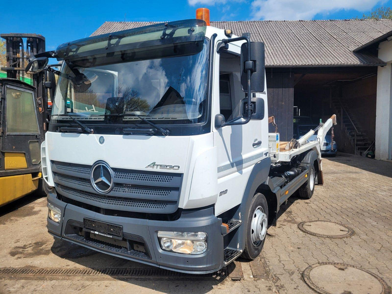 Mercedes-Benz Atego 818 Skip loader - Nostovarsi-vaihtolavakuorma kuorma-auto: kuva Mercedes-Benz Atego 818 Skip loader - Nostovarsi-vaihtolavakuorma kuorma-auto Mercedes-Benz Atego 818 Skip loader - Nostovarsi-vaihtolavakuorma kuorma-auto: kuva Mercedes-Benz Atego 818 Skip loader - Nostovarsi-vaihtolavakuorma kuorma-auto