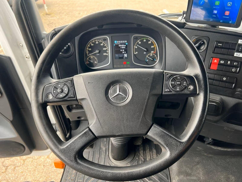 Hevosauto Mercedes-Benz Atego 823 - Horse transporter: kuva Hevosauto Mercedes-Benz Atego 823 - Horse transporter Hevosauto Mercedes-Benz Atego 823 - Horse transporter: kuva Hevosauto Mercedes-Benz Atego 823 - Horse transporter