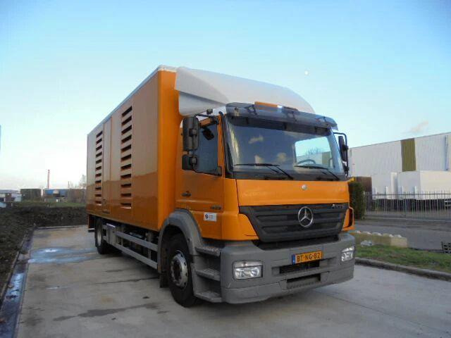 Mercedes-Benz Axor 1829 - Vacuum truck - Puhtaanpitoauto: kuva Mercedes-Benz Axor 1829 - Vacuum truck - Puhtaanpitoauto Mercedes-Benz Axor 1829 - Vacuum truck - Puhtaanpitoauto: kuva Mercedes-Benz Axor 1829 - Vacuum truck - Puhtaanpitoauto