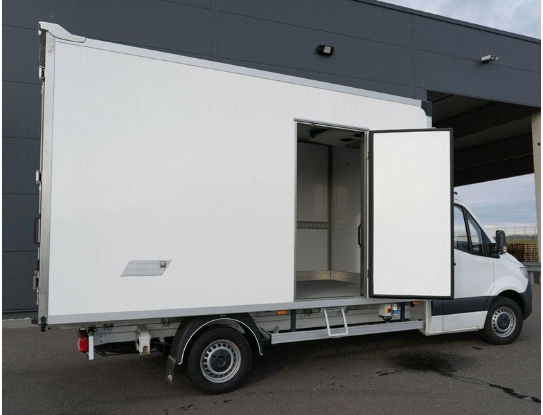 Mercedes-Benz Sprinter 316 CDI Hűtős Carrier Xarios 500 - Kylmäauto: kuva Mercedes-Benz Sprinter 316 CDI Hűtős Carrier Xarios 500 - Kylmäauto Mercedes-Benz Sprinter 316 CDI Hűtős Carrier Xarios 500 - Kylmäauto: kuva Mercedes-Benz Sprinter 316 CDI Hűtős Carrier Xarios 500 - Kylmäauto