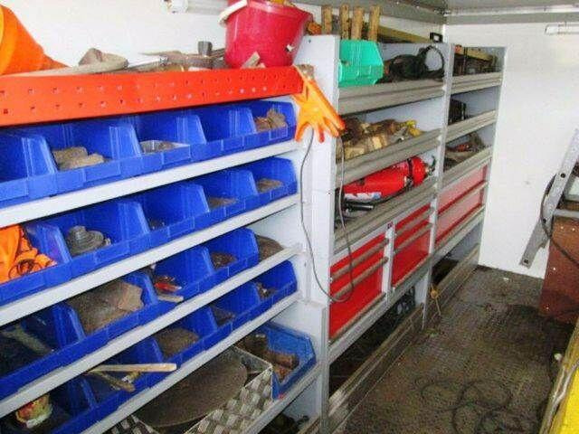 Umpikori kuorma-auto Mercedes-Benz VARIO Schörling RAIL ROAD Two Way Schienen: kuva Umpikori kuorma-auto Mercedes-Benz VARIO Schörling RAIL ROAD Two Way Schienen Umpikori kuorma-auto Mercedes-Benz VARIO Schörling RAIL ROAD Two Way Schienen: kuva Umpikori kuorma-auto Mercedes-Benz VARIO Schörling RAIL ROAD Two Way Schienen