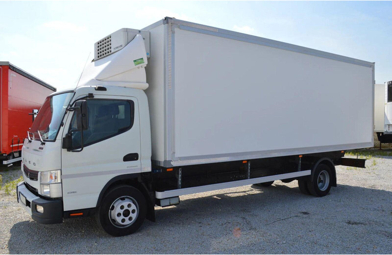 Mitsubishi CANTER FUSO 9C18 REFRIGERATOR + DOOR ISOTHERM CONTAINER - Refrigeraattori kuorma-auto: kuva Mitsubishi CANTER FUSO 9C18 REFRIGERATOR + DOOR ISOTHERM CONTAINER - Refrigeraattori kuorma-auto Mitsubishi CANTER FUSO 9C18 REFRIGERATOR + DOOR ISOTHERM CONTAINER - Refrigeraattori kuorma-auto: kuva Mitsubishi CANTER FUSO 9C18 REFRIGERATOR + DOOR ISOTHERM CONTAINER - Refrigeraattori kuorma-auto