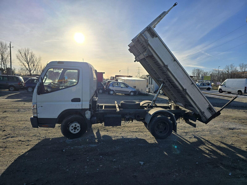 Mitsubishi Canter Fuso 3,0 d - 3 sided Tipper - Kippilava-auto: kuva Mitsubishi Canter Fuso 3,0 d - 3 sided Tipper - Kippilava-auto Mitsubishi Canter Fuso 3,0 d - 3 sided Tipper - Kippilava-auto: kuva Mitsubishi Canter Fuso 3,0 d - 3 sided Tipper - Kippilava-auto