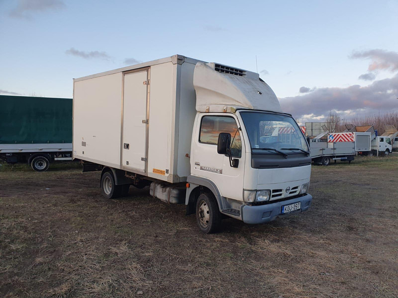 Nissan Cabstar 3,0 TDi - Thermo King V400 Max frigo - Kylmäauto: kuva Nissan Cabstar 3,0 TDi - Thermo King V400 Max frigo - Kylmäauto Nissan Cabstar 3,0 TDi - Thermo King V400 Max frigo - Kylmäauto: kuva Nissan Cabstar 3,0 TDi - Thermo King V400 Max frigo - Kylmäauto