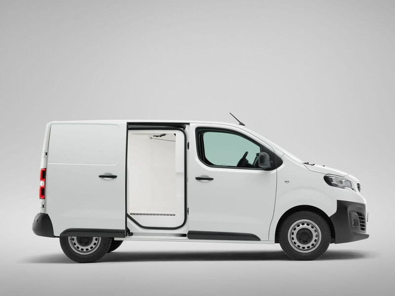 Peugeot Expert BlueHDI 100 L2 Hűtős furgon Frigo 3500 - Kylmäauto: kuva Peugeot Expert BlueHDI 100 L2 Hűtős furgon Frigo 3500 - Kylmäauto Peugeot Expert BlueHDI 100 L2 Hűtős furgon Frigo 3500 - Kylmäauto: kuva Peugeot Expert BlueHDI 100 L2 Hűtős furgon Frigo 3500 - Kylmäauto