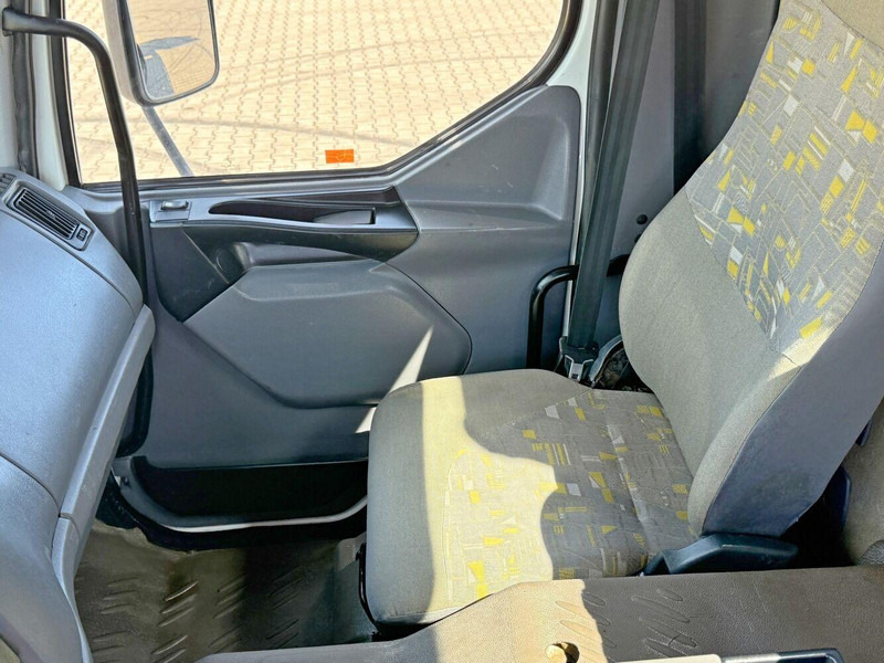 Hinausauto Renault KERAX 320 DCI* ABSCHLEPPWAGEN 7,35m + HIAB 140A: kuva Hinausauto Renault KERAX 320 DCI* ABSCHLEPPWAGEN 7,35m + HIAB 140A