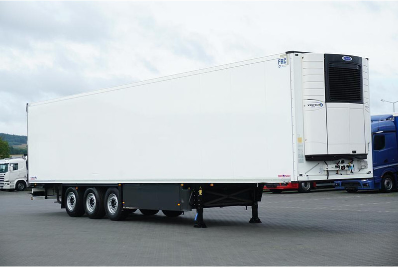 Schmitz Cargobull CHŁODNIA / CARRIER VECTOR 1350 - Refrigeraattori puoliperävaunu: kuva Schmitz Cargobull CHŁODNIA / CARRIER VECTOR 1350 - Refrigeraattori puoliperävaunu Schmitz Cargobull CHŁODNIA / CARRIER VECTOR 1350 - Refrigeraattori puoliperävaunu: kuva Schmitz Cargobull CHŁODNIA / CARRIER VECTOR 1350 - Refrigeraattori puoliperävaunu