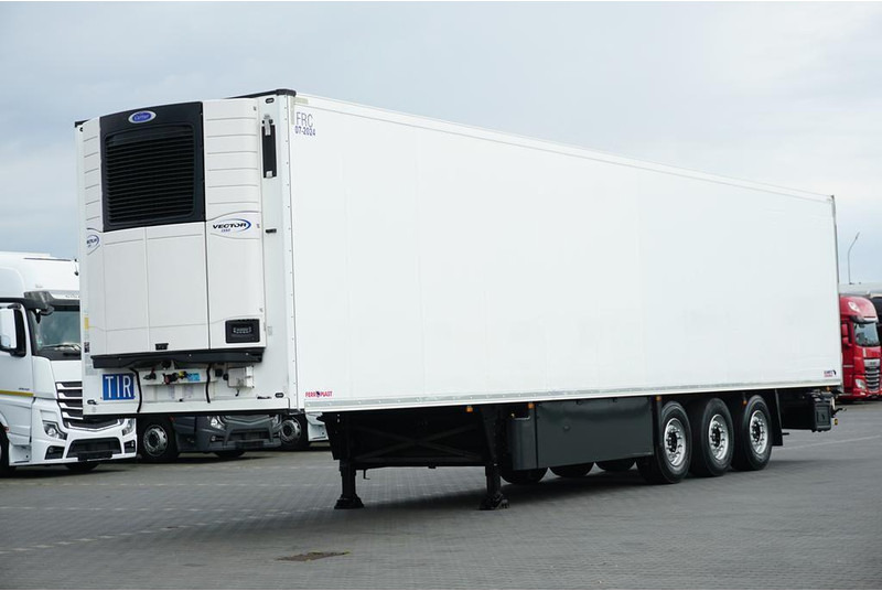 Schmitz Cargobull CHŁODNIA / CARRIER VECTOR 1350 - Refrigeraattori puoliperävaunu: kuva Schmitz Cargobull CHŁODNIA / CARRIER VECTOR 1350 - Refrigeraattori puoliperävaunu Schmitz Cargobull CHŁODNIA / CARRIER VECTOR 1350 - Refrigeraattori puoliperävaunu: kuva Schmitz Cargobull CHŁODNIA / CARRIER VECTOR 1350 - Refrigeraattori puoliperävaunu