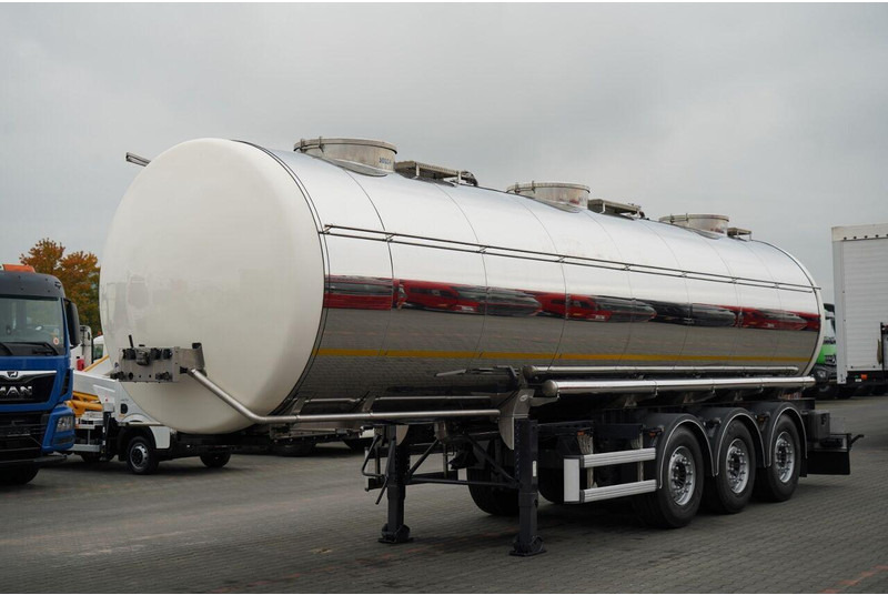 Schmitz Cargobull SOMMER  / CYSTERNA SPOŻYWCZA  / 3 KOMORY / 30 000 L / OŚ PODNOSZ - Säiliöpuoliperävaunu: kuva Schmitz Cargobull SOMMER  / CYSTERNA SPOŻYWCZA  / 3 KOMORY / 30 000 L / OŚ PODNOSZ - Säiliöpuoliperävaunu Schmitz Cargobull SOMMER  / CYSTERNA SPOŻYWCZA  / 3 KOMORY / 30 000 L / OŚ PODNOSZ - Säiliöpuoliperävaunu: kuva Schmitz Cargobull SOMMER  / CYSTERNA SPOŻYWCZA  / 3 KOMORY / 30 000 L / OŚ PODNOSZ - Säiliöpuoliperävaunu