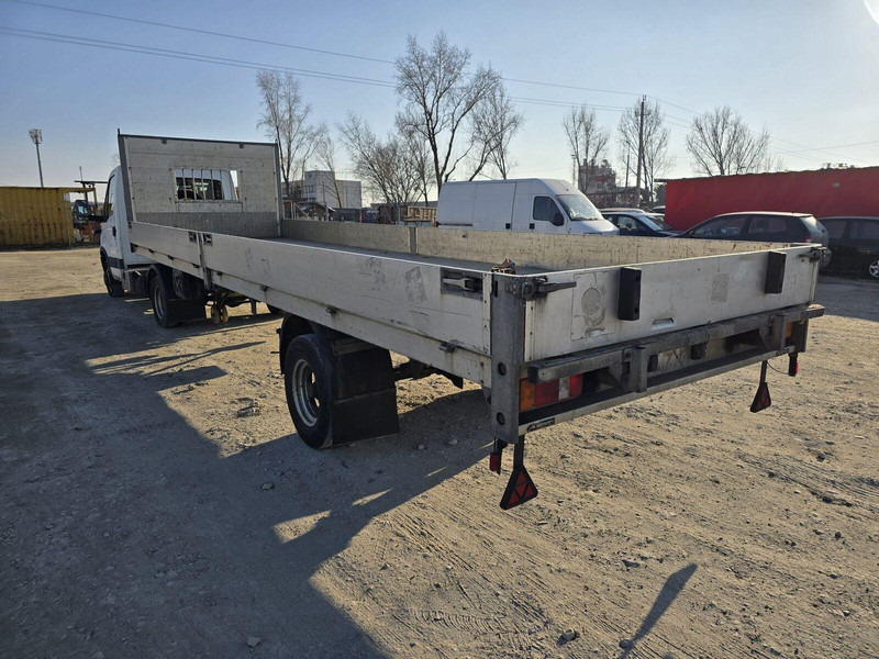 Simon - Pritsche BE semi-trailer - Lavapuoliperävaunu: kuva Simon - Pritsche BE semi-trailer - Lavapuoliperävaunu Simon - Pritsche BE semi-trailer - Lavapuoliperävaunu: kuva Simon - Pritsche BE semi-trailer - Lavapuoliperävaunu