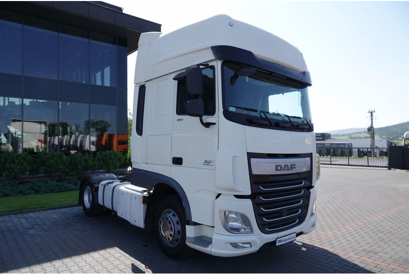 DAF XF 460 / MANUAL / STANDARD / SUPER SPACE CAB / EURO 6 - Vetopöytäauto: kuva DAF XF 460 / MANUAL / STANDARD / SUPER SPACE CAB / EURO 6 - Vetopöytäauto DAF XF 460 / MANUAL / STANDARD / SUPER SPACE CAB / EURO 6 - Vetopöytäauto: kuva DAF XF 460 / MANUAL / STANDARD / SUPER SPACE CAB / EURO 6 - Vetopöytäauto