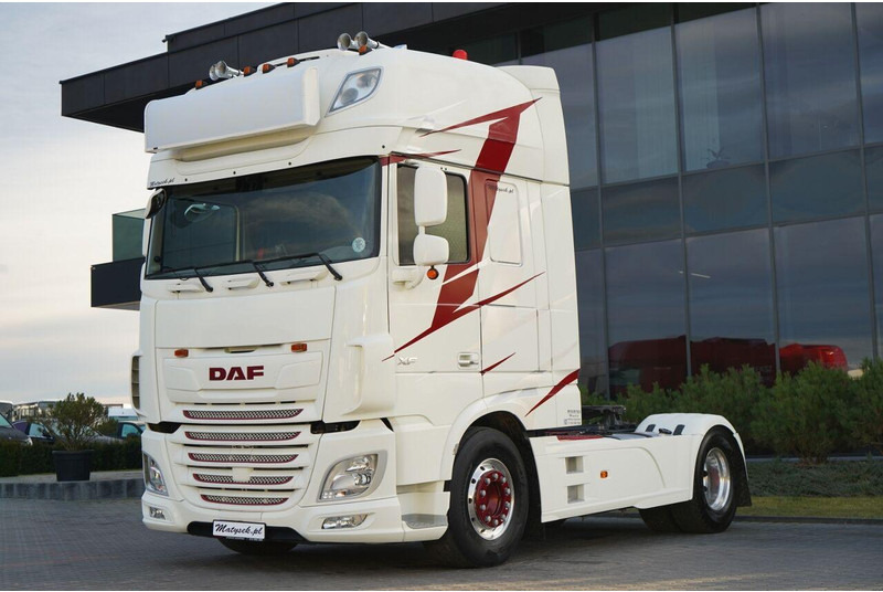 DAF XF 530 / RETARDER / I-PARK COOL / SUPER SPACE CAB / FULL AIRMATI - Vetopöytäauto: kuva DAF XF 530 / RETARDER / I-PARK COOL / SUPER SPACE CAB / FULL AIRMATI - Vetopöytäauto DAF XF 530 / RETARDER / I-PARK COOL / SUPER SPACE CAB / FULL AIRMATI - Vetopöytäauto: kuva DAF XF 530 / RETARDER / I-PARK COOL / SUPER SPACE CAB / FULL AIRMATI - Vetopöytäauto