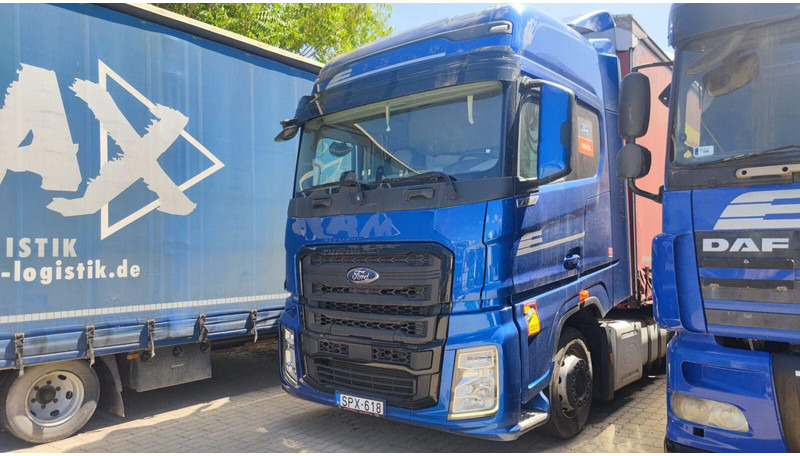 Ford F-MAX 500 Tractor Lowdeck - MEGA - Vetopöytäauto: kuva Ford F-MAX 500 Tractor Lowdeck - MEGA - Vetopöytäauto Ford F-MAX 500 Tractor Lowdeck - MEGA - Vetopöytäauto: kuva Ford F-MAX 500 Tractor Lowdeck - MEGA - Vetopöytäauto