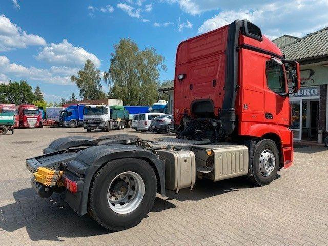 Mercedes-Benz ACTROS 1843 4X2 EURO 6 SATTELZUG - Vetopöytäauto: kuva Mercedes-Benz ACTROS 1843 4X2 EURO 6 SATTELZUG - Vetopöytäauto Mercedes-Benz ACTROS 1843 4X2 EURO 6 SATTELZUG - Vetopöytäauto: kuva Mercedes-Benz ACTROS 1843 4X2 EURO 6 SATTELZUG - Vetopöytäauto