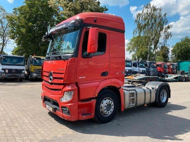 Mercedes-Benz ACTROS 1843 4X2 EURO 6 SATTELZUG - Vetopöytäauto: kuva Mercedes-Benz ACTROS 1843 4X2 EURO 6 SATTELZUG - Vetopöytäauto Mercedes-Benz ACTROS 1843 4X2 EURO 6 SATTELZUG - Vetopöytäauto: kuva Mercedes-Benz ACTROS 1843 4X2 EURO 6 SATTELZUG - Vetopöytäauto