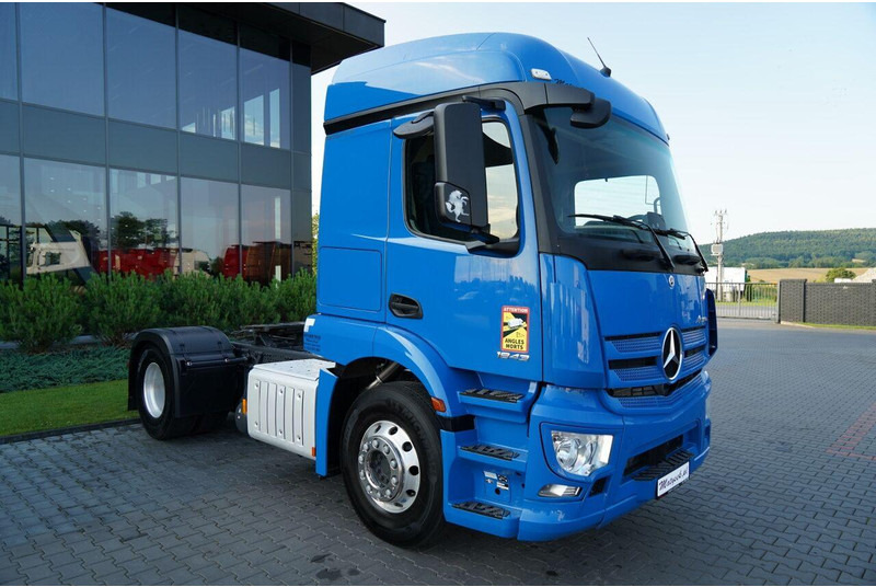 Mercedes-Benz ACTROS 1843 / PEŁNY ADR / ALUFELGI / EURO 6 / PO KONTRAKCIE SERW - Vetopöytäauto: kuva Mercedes-Benz ACTROS 1843 / PEŁNY ADR / ALUFELGI / EURO 6 / PO KONTRAKCIE SERW - Vetopöytäauto Mercedes-Benz ACTROS 1843 / PEŁNY ADR / ALUFELGI / EURO 6 / PO KONTRAKCIE SERW - Vetopöytäauto: kuva Mercedes-Benz ACTROS 1843 / PEŁNY ADR / ALUFELGI / EURO 6 / PO KONTRAKCIE SERW - Vetopöytäauto
