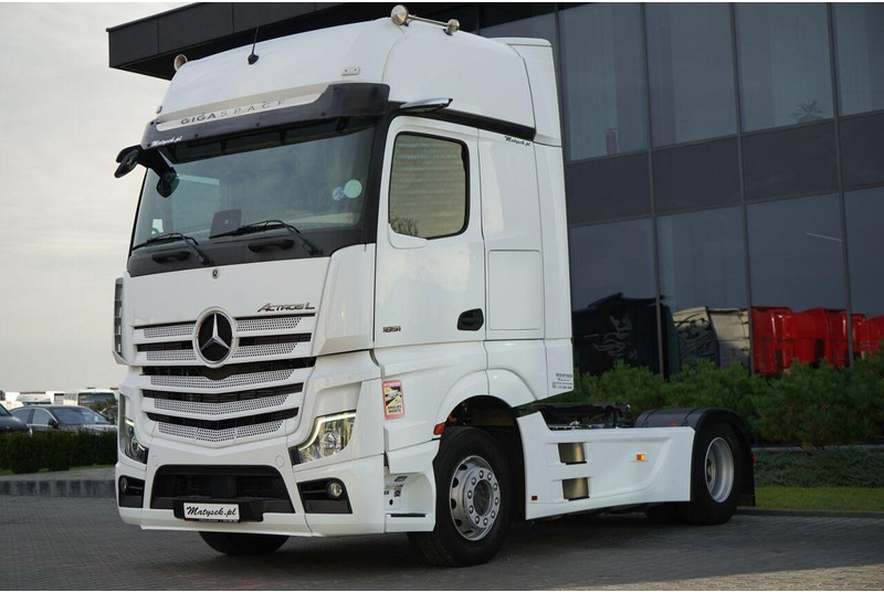 Mercedes-Benz ACTROS L 1851 / GIGA SPACE / RETARDER / 2022 R - Vetopöytäauto: kuva Mercedes-Benz ACTROS L 1851 / GIGA SPACE / RETARDER / 2022 R - Vetopöytäauto Mercedes-Benz ACTROS L 1851 / GIGA SPACE / RETARDER / 2022 R - Vetopöytäauto: kuva Mercedes-Benz ACTROS L 1851 / GIGA SPACE / RETARDER / 2022 R - Vetopöytäauto