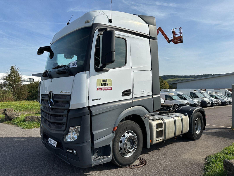 Mercedes-Benz Actros 1845 - Vetopöytäauto: kuva Mercedes-Benz Actros 1845 - Vetopöytäauto Mercedes-Benz Actros 1845 - Vetopöytäauto: kuva Mercedes-Benz Actros 1845 - Vetopöytäauto