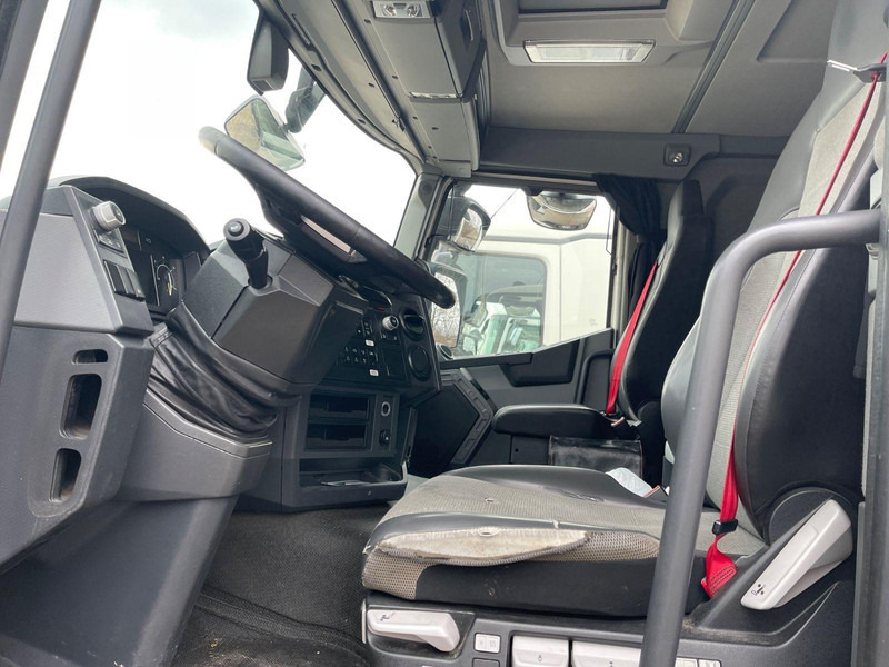 Renault T 460 ALU.BIG ADR//2-UNITE - Vetopöytäauto: kuva Renault T 460 ALU.BIG ADR//2-UNITE - Vetopöytäauto Renault T 460 ALU.BIG ADR//2-UNITE - Vetopöytäauto: kuva Renault T 460 ALU.BIG ADR//2-UNITE - Vetopöytäauto