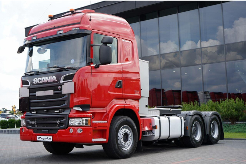 Scania R 580 / V8 / 6x4 / DMC: 150.000 KG / RETARDER / I-PARK COOL / PE - Vetopöytäauto: kuva Scania R 580 / V8 / 6x4 / DMC: 150.000 KG / RETARDER / I-PARK COOL / PE - Vetopöytäauto Scania R 580 / V8 / 6x4 / DMC: 150.000 KG / RETARDER / I-PARK COOL / PE - Vetopöytäauto: kuva Scania R 580 / V8 / 6x4 / DMC: 150.000 KG / RETARDER / I-PARK COOL / PE - Vetopöytäauto