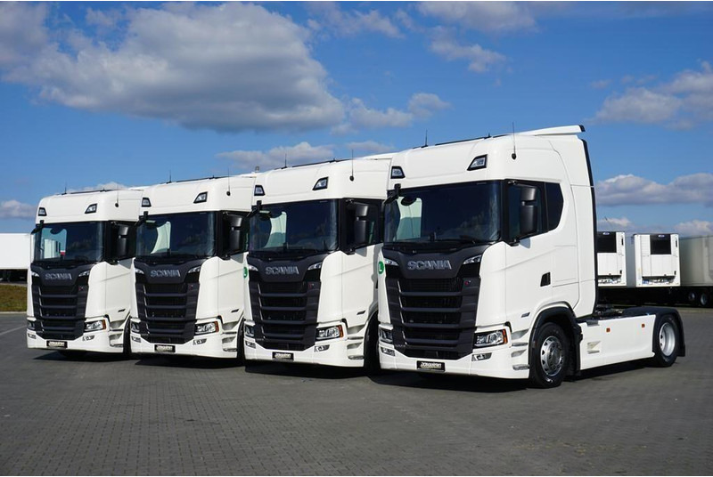 Scania S 500 / EURO 6 / ACC / RETARDER / PEŁNA OPCJA / JAK NOWA - Vetopöytäauto: kuva Scania S 500 / EURO 6 / ACC / RETARDER / PEŁNA OPCJA / JAK NOWA - Vetopöytäauto Scania S 500 / EURO 6 / ACC / RETARDER / PEŁNA OPCJA / JAK NOWA - Vetopöytäauto: kuva Scania S 500 / EURO 6 / ACC / RETARDER / PEŁNA OPCJA / JAK NOWA - Vetopöytäauto