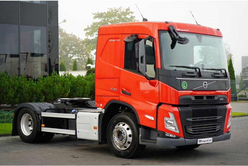 Volvo FM 430 - Vetopöytäauto: kuva Volvo FM 430 - Vetopöytäauto Volvo FM 430 - Vetopöytäauto: kuva Volvo FM 430 - Vetopöytäauto