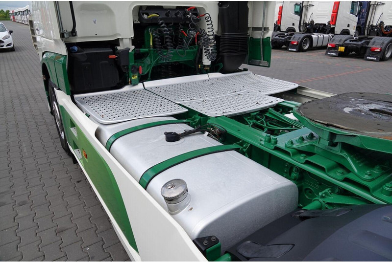 Vetopöytäauto Volvo XF 480 / I-PARK COOL / SSC / PO KONTRAKCIE SERWISOWYM: kuva Vetopöytäauto Volvo XF 480 / I-PARK COOL / SSC / PO KONTRAKCIE SERWISOWYM Vetopöytäauto Volvo XF 480 / I-PARK COOL / SSC / PO KONTRAKCIE SERWISOWYM: kuva Vetopöytäauto Volvo XF 480 / I-PARK COOL / SSC / PO KONTRAKCIE SERWISOWYM