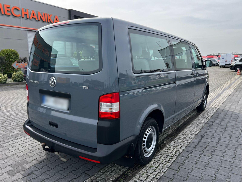 Volkswagen Transporter T5 9-sits 9 Person TOP - Minibussi, Pikkubussi: kuva Volkswagen Transporter T5 9-sits 9 Person TOP - Minibussi, Pikkubussi Volkswagen Transporter T5 9-sits 9 Person TOP - Minibussi, Pikkubussi: kuva Volkswagen Transporter T5 9-sits 9 Person TOP - Minibussi, Pikkubussi