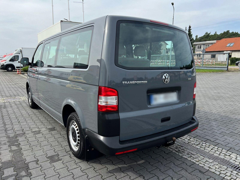 Volkswagen Transporter T5 9-sits 9 Person TOP - Minibussi, Pikkubussi: kuva Volkswagen Transporter T5 9-sits 9 Person TOP - Minibussi, Pikkubussi Volkswagen Transporter T5 9-sits 9 Person TOP - Minibussi, Pikkubussi: kuva Volkswagen Transporter T5 9-sits 9 Person TOP - Minibussi, Pikkubussi