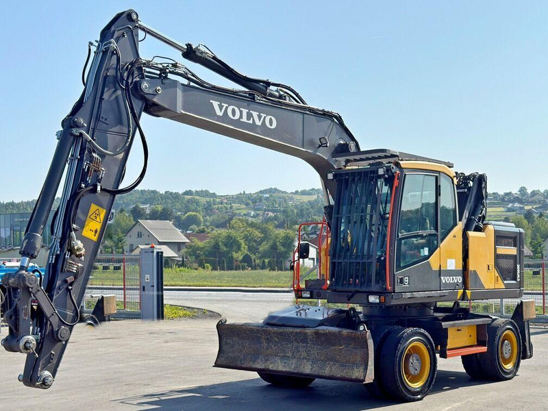 Volvo EW 160 E* Umschlagbagger * TOPZUSTAND - Pyöräalustainen kaivinkone: kuva Volvo EW 160 E* Umschlagbagger * TOPZUSTAND - Pyöräalustainen kaivinkone Volvo EW 160 E* Umschlagbagger * TOPZUSTAND - Pyöräalustainen kaivinkone: kuva Volvo EW 160 E* Umschlagbagger * TOPZUSTAND - Pyöräalustainen kaivinkone