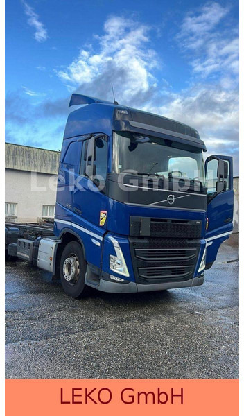 Volvo FH 500 - Konttialus/ Vaihtokuormatilat kuorma-auto: kuva Volvo FH 500 - Konttialus/ Vaihtokuormatilat kuorma-auto Volvo FH 500 - Konttialus/ Vaihtokuormatilat kuorma-auto: kuva Volvo FH 500 - Konttialus/ Vaihtokuormatilat kuorma-auto
