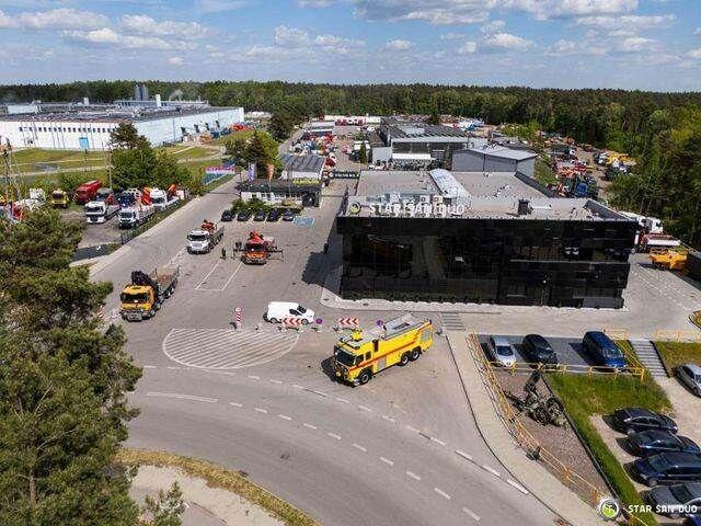 Volvo FM 460 6x6 Rosenbauer Fire Truck LSP Water Tank - Paloauto: kuva Volvo FM 460 6x6 Rosenbauer Fire Truck LSP Water Tank - Paloauto Volvo FM 460 6x6 Rosenbauer Fire Truck LSP Water Tank - Paloauto: kuva Volvo FM 460 6x6 Rosenbauer Fire Truck LSP Water Tank - Paloauto