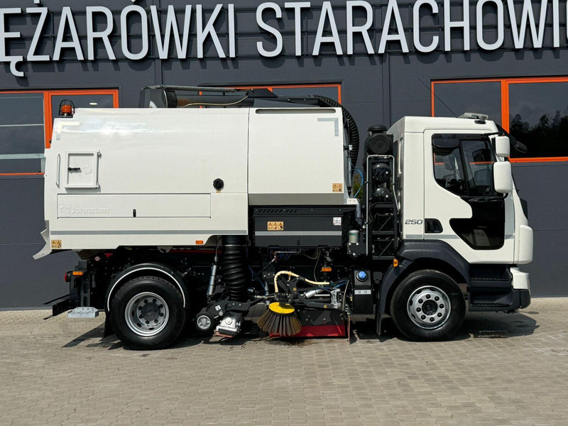 Volvo VOLVO FL 15.250 Euro 6 // zamiatarka dwustronna JOHNSTON VT652 - Lakaisuauto: kuva Volvo VOLVO FL 15.250 Euro 6 // zamiatarka dwustronna JOHNSTON VT652 - Lakaisuauto Volvo VOLVO FL 15.250 Euro 6 // zamiatarka dwustronna JOHNSTON VT652 - Lakaisuauto: kuva Volvo VOLVO FL 15.250 Euro 6 // zamiatarka dwustronna JOHNSTON VT652 - Lakaisuauto