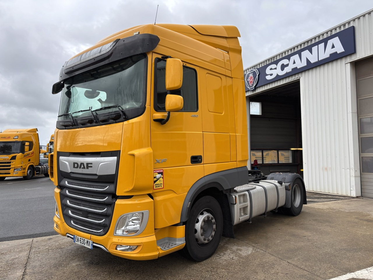 DAF XF480 - Vetopöytäauto: kuva DAF XF480 - Vetopöytäauto DAF XF480 - Vetopöytäauto: kuva DAF XF480 - Vetopöytäauto