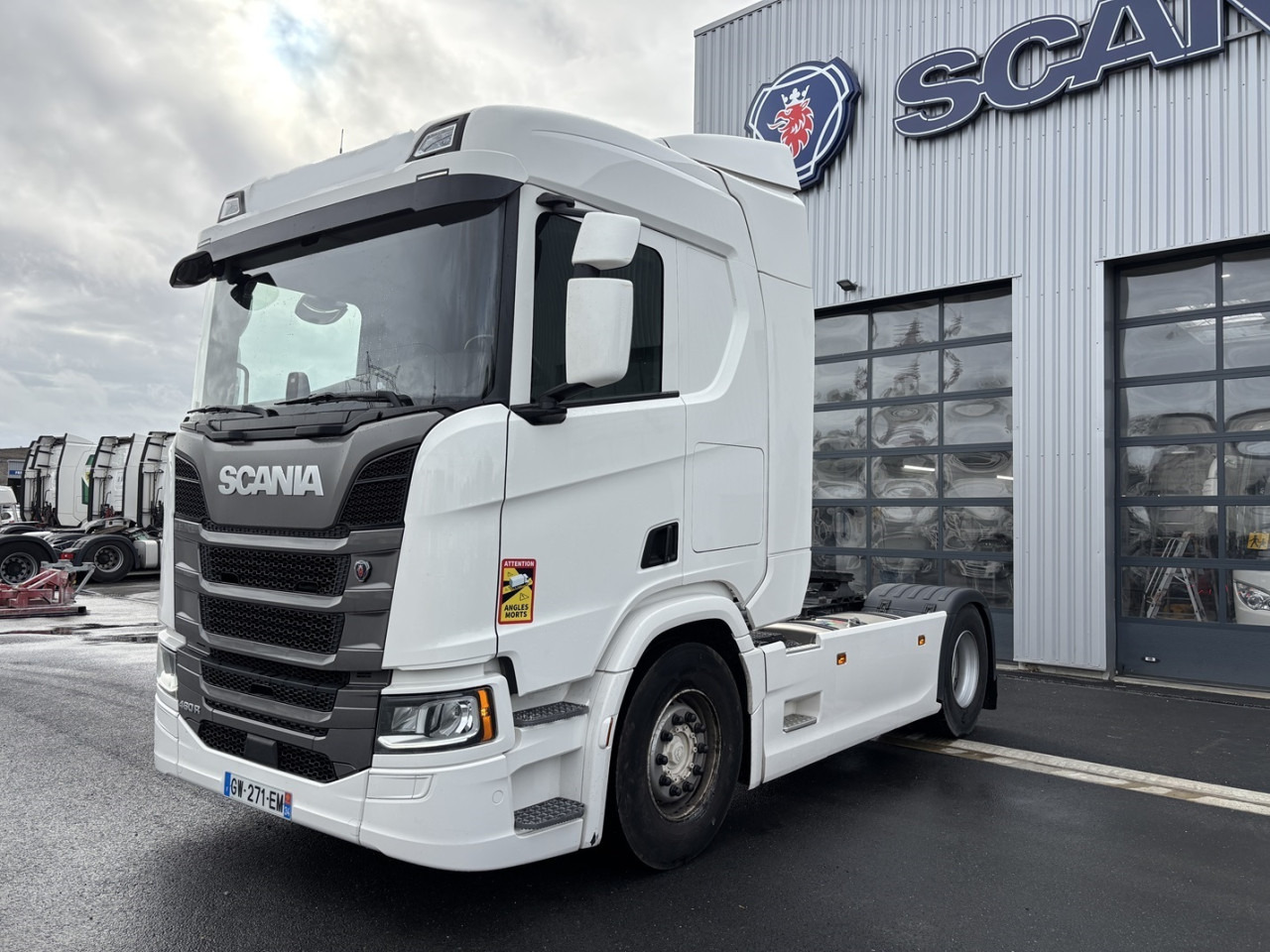 SCANIA R 460 A4x2NA - Vetopöytäauto: kuva SCANIA R 460 A4x2NA - Vetopöytäauto SCANIA R 460 A4x2NA - Vetopöytäauto: kuva SCANIA R 460 A4x2NA - Vetopöytäauto