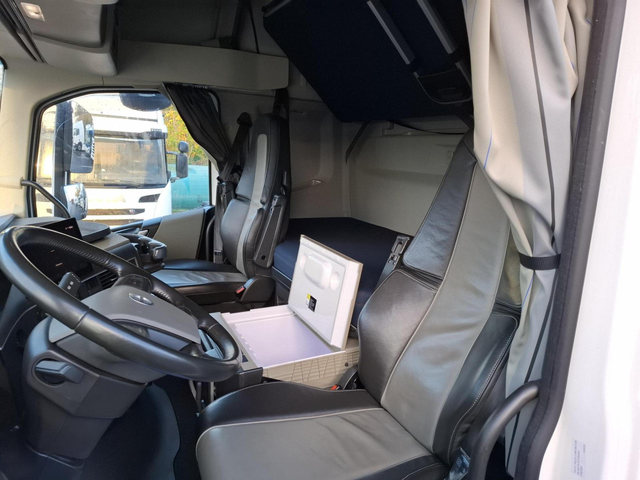 VOLVO VOLVO FH 500 - Vetopöytäauto: kuva VOLVO VOLVO FH 500 - Vetopöytäauto VOLVO VOLVO FH 500 - Vetopöytäauto: kuva VOLVO VOLVO FH 500 - Vetopöytäauto