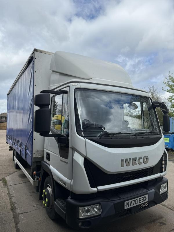 IVECO 75.160 Eurocargo 7.5 Ton Curtainside - Pressukapelli kuorma-auto: kuva IVECO 75.160 Eurocargo 7.5 Ton Curtainside - Pressukapelli kuorma-auto IVECO 75.160 Eurocargo 7.5 Ton Curtainside - Pressukapelli kuorma-auto: kuva IVECO 75.160 Eurocargo 7.5 Ton Curtainside - Pressukapelli kuorma-auto