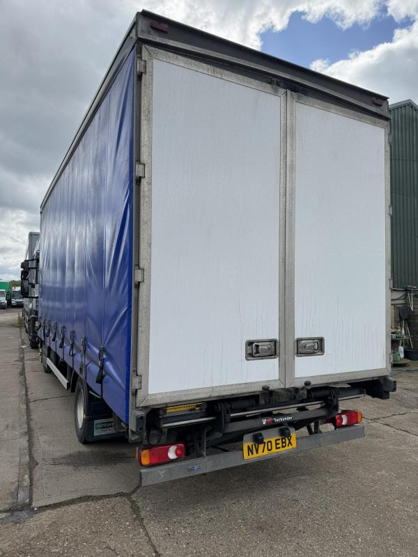 IVECO 75.160 Eurocargo 7.5 Ton Curtainside - Pressukapelli kuorma-auto: kuva IVECO 75.160 Eurocargo 7.5 Ton Curtainside - Pressukapelli kuorma-auto IVECO 75.160 Eurocargo 7.5 Ton Curtainside - Pressukapelli kuorma-auto: kuva IVECO 75.160 Eurocargo 7.5 Ton Curtainside - Pressukapelli kuorma-auto