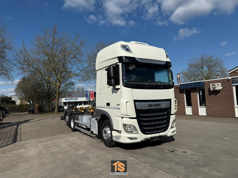 DAF XF 480 FAN SSC - LBW - RETARDER - BDF - KLIMA - GERMAN TRUCK - TOP! - Konttialus/ Vaihtokuormatilat kuorma-auto: kuva DAF XF 480 FAN SSC - LBW - RETARDER - BDF - KLIMA - GERMAN TRUCK - TOP! - Konttialus/ Vaihtokuormatilat kuorma-auto DAF XF 480 FAN SSC - LBW - RETARDER - BDF - KLIMA - GERMAN TRUCK - TOP! - Konttialus/ Vaihtokuormatilat kuorma-auto: kuva DAF XF 480 FAN SSC - LBW - RETARDER - BDF - KLIMA - GERMAN TRUCK - TOP! - Konttialus/ Vaihtokuormatilat kuorma-auto
