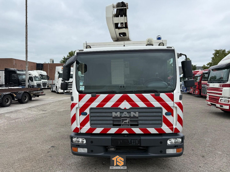 MAN TGL 12.210 EURO 5 - MANUAL - VERSALIFT VST-237-NF HEIGHT 14 M - BELGIUM TRUCK - TOP! - Kuorma-auto, Nosturiauto: kuva MAN TGL 12.210 EURO 5 - MANUAL - VERSALIFT VST-237-NF HEIGHT 14 M - BELGIUM TRUCK - TOP! - Kuorma-auto, Nosturiauto MAN TGL 12.210 EURO 5 - MANUAL - VERSALIFT VST-237-NF HEIGHT 14 M - BELGIUM TRUCK - TOP! - Kuorma-auto, Nosturiauto: kuva MAN TGL 12.210 EURO 5 - MANUAL - VERSALIFT VST-237-NF HEIGHT 14 M - BELGIUM TRUCK - TOP! - Kuorma-auto, Nosturiauto