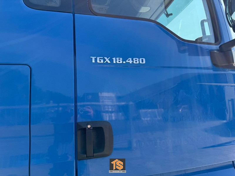 MAN TGX 18.480 2 TANKS - RETARDER - BELGIUM TOP TRUCK - Vetopöytäauto: kuva MAN TGX 18.480 2 TANKS - RETARDER - BELGIUM TOP TRUCK - Vetopöytäauto MAN TGX 18.480 2 TANKS - RETARDER - BELGIUM TOP TRUCK - Vetopöytäauto: kuva MAN TGX 18.480 2 TANKS - RETARDER - BELGIUM TOP TRUCK - Vetopöytäauto