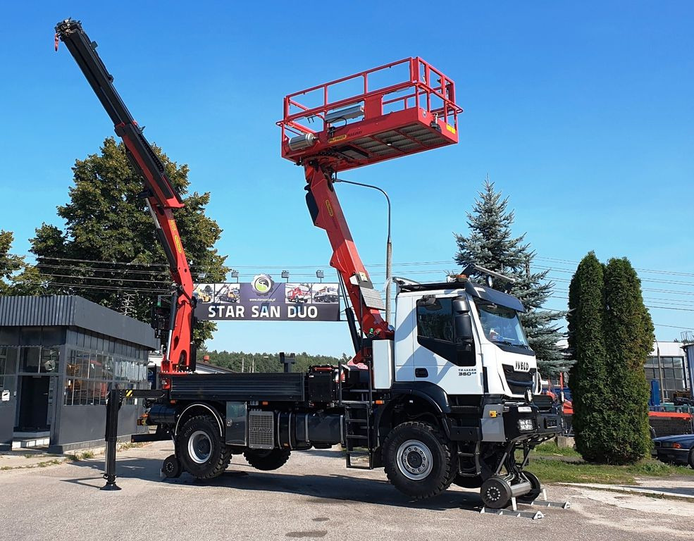 Iveco TRAKER 4x4 RAIL ROAD PALFINGER SCHIENEN TWO WAY - Itsekulkevat henkilönostimet: kuva Iveco TRAKER 4x4 RAIL ROAD PALFINGER SCHIENEN TWO WAY - Itsekulkevat henkilönostimet Iveco TRAKER 4x4 RAIL ROAD PALFINGER SCHIENEN TWO WAY - Itsekulkevat henkilönostimet: kuva Iveco TRAKER 4x4 RAIL ROAD PALFINGER SCHIENEN TWO WAY - Itsekulkevat henkilönostimet