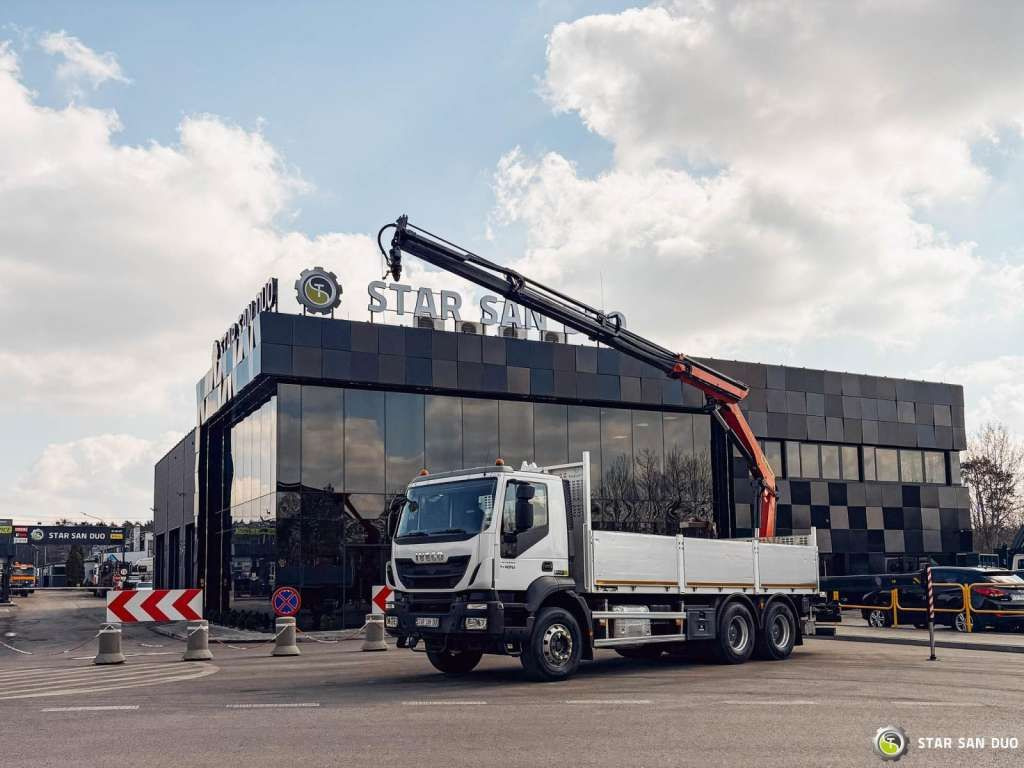 Iveco TRAKKER 450 6x4 PALFINGER PK 18502 SH Rotator - Nosturiauto: kuva Iveco TRAKKER 450 6x4 PALFINGER PK 18502 SH Rotator - Nosturiauto Iveco TRAKKER 450 6x4 PALFINGER PK 18502 SH Rotator - Nosturiauto: kuva Iveco TRAKKER 450 6x4 PALFINGER PK 18502 SH Rotator - Nosturiauto
