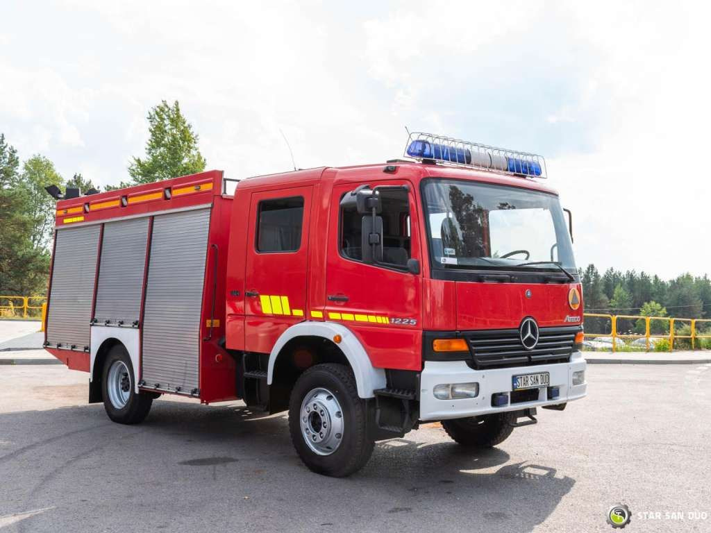 Mercedes-Benz 4x4 ATEGO 1225 CNBOP Fire Brigade - Kuorma-auto: kuva Mercedes-Benz 4x4 ATEGO 1225 CNBOP Fire Brigade - Kuorma-auto Mercedes-Benz 4x4 ATEGO 1225 CNBOP Fire Brigade - Kuorma-auto: kuva Mercedes-Benz 4x4 ATEGO 1225 CNBOP Fire Brigade - Kuorma-auto