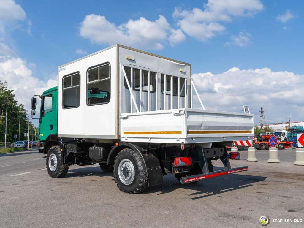 MAN TGM 13.240 4x4 BL Double Cab Camper BUS - Kuorma-auto alusta: kuva MAN TGM 13.240 4x4 BL Double Cab Camper BUS - Kuorma-auto alusta MAN TGM 13.240 4x4 BL Double Cab Camper BUS - Kuorma-auto alusta: kuva MAN TGM 13.240 4x4 BL Double Cab Camper BUS - Kuorma-auto alusta